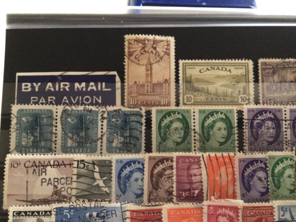 Canada used stamps a few duplicates A9339