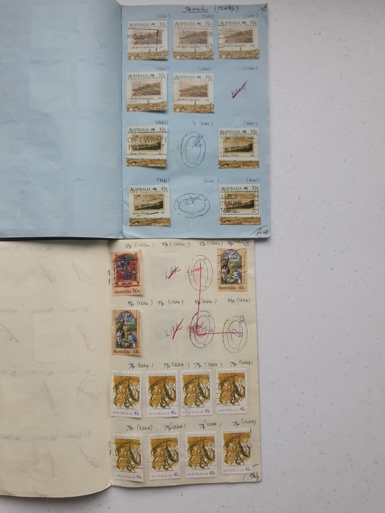 6 Stamp Approval Booklets Containing Austalia Stamps
