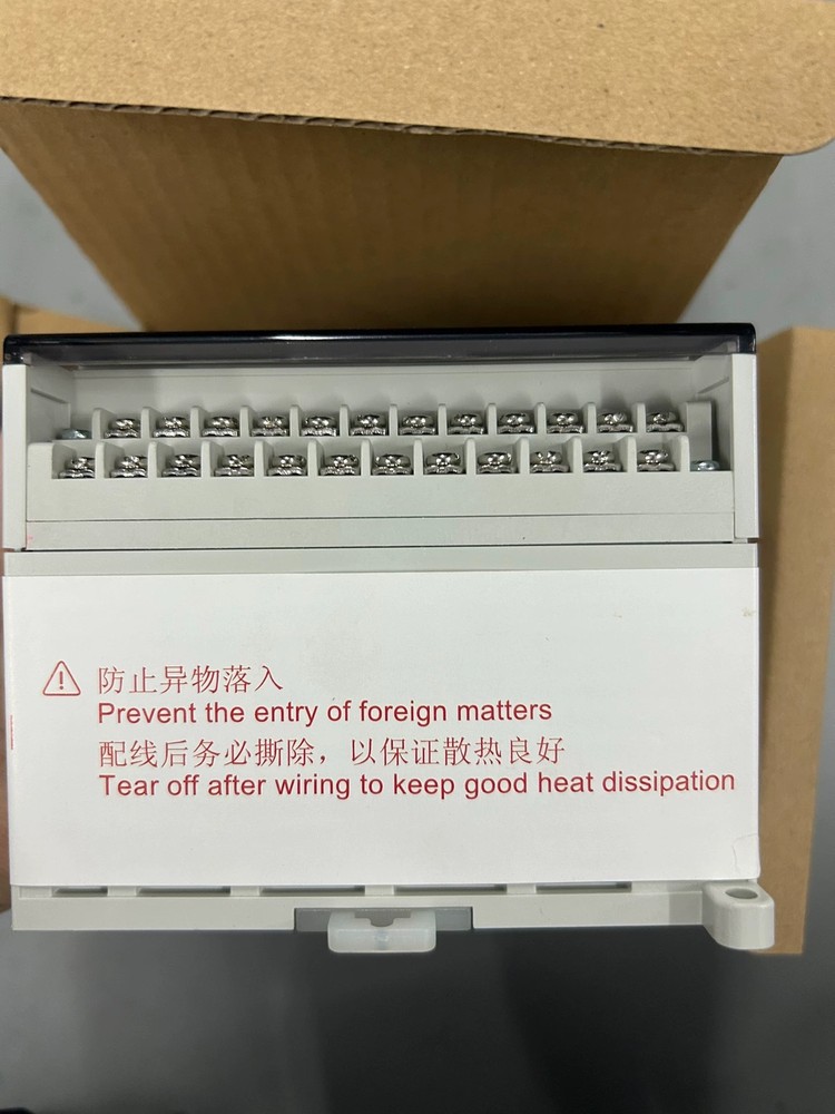 1pcs Xinje XE3-24T-C Programmable Controller