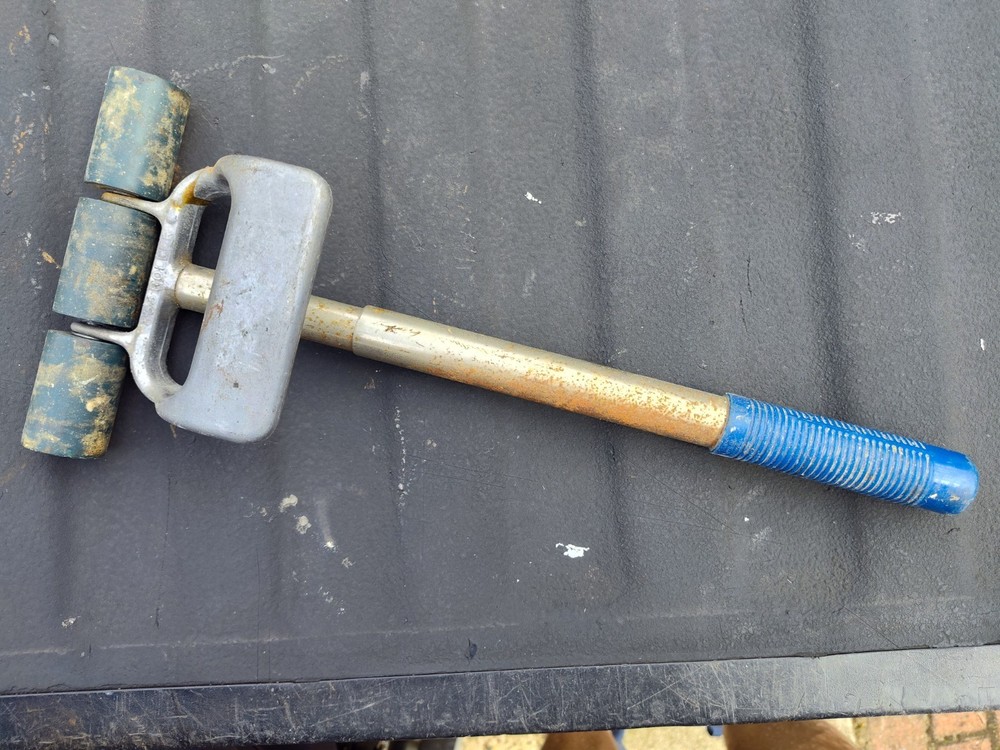 Adjustable  333 Floor / Laminate  Roller