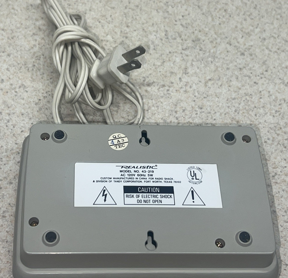 Radio Shack Three-Station Wireless FM Three Channel Intercom 43-219 UNTESTED