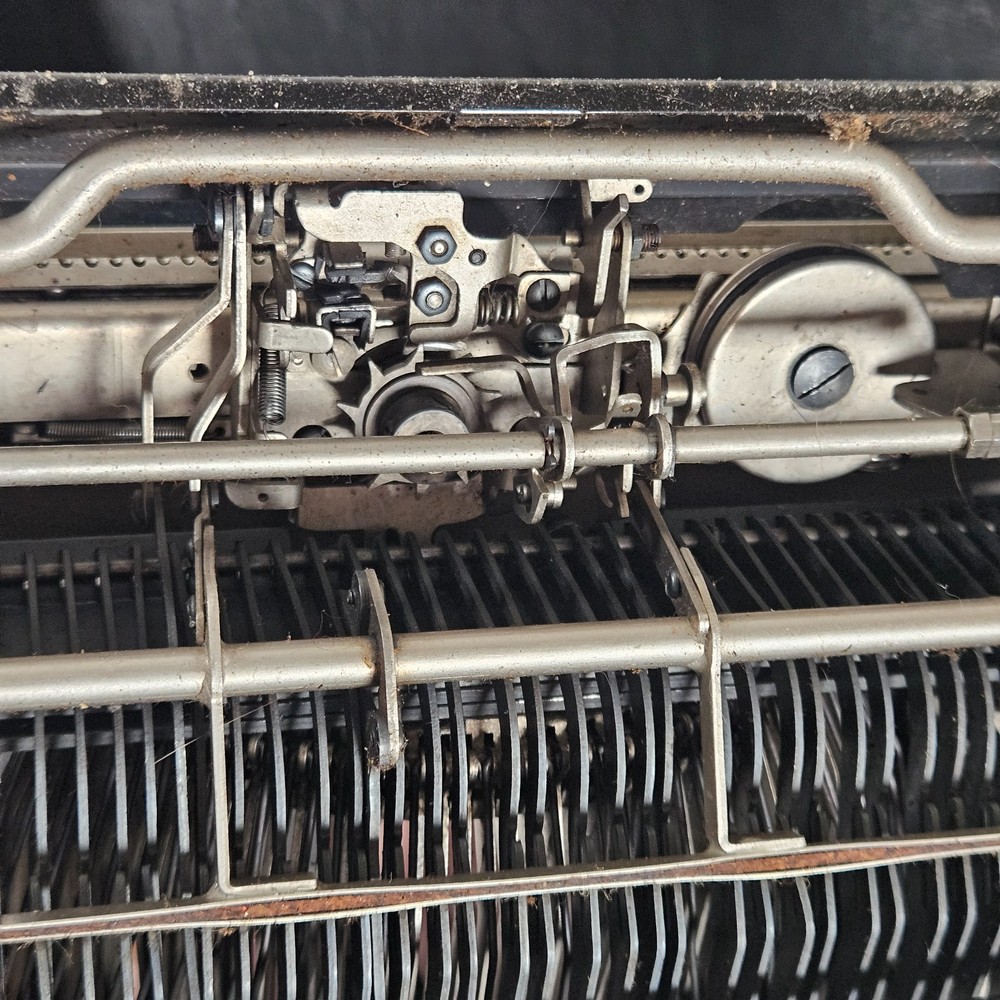 1930s Corona Junior Model S Great Depression Typewriter With Case