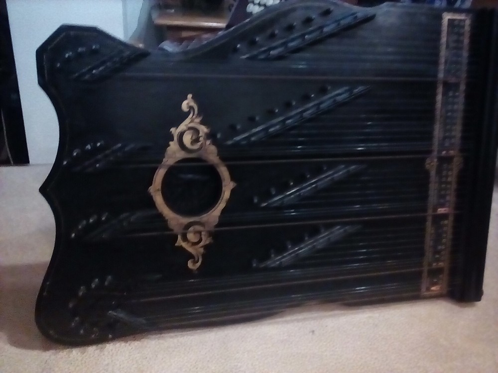 ANTIQUE TABLE HARP