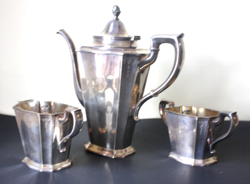 Vtg Gorham Silverplate Coffe Teapot Y308 Sugar & Creamer Set T monogram