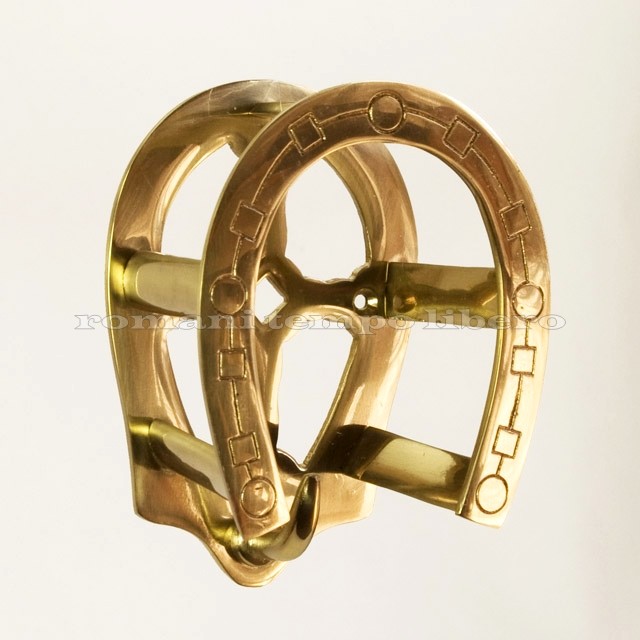 Brass Horse Shoe Bracket