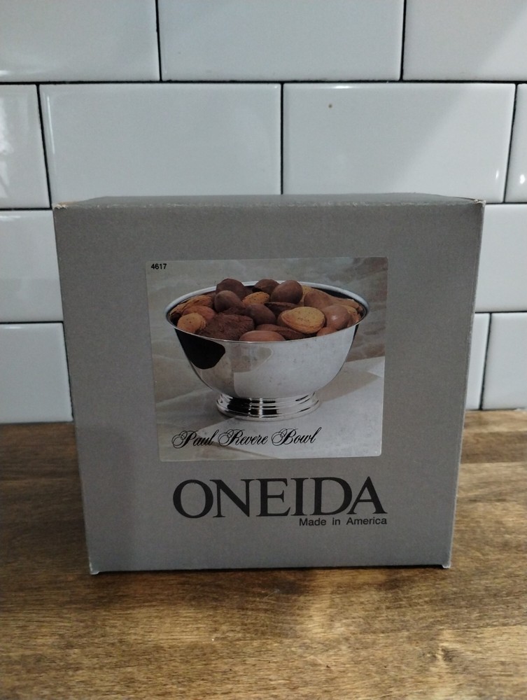 ONEIDA SILVERPLATE PAUL REVERE BOWL, 6 INCHES, IN BOX Vintage American History
