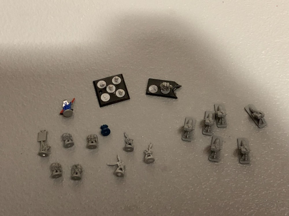A11360 EPIC WARHAMMER 40K SPACE MARINES MIXED RANDOM LOT
