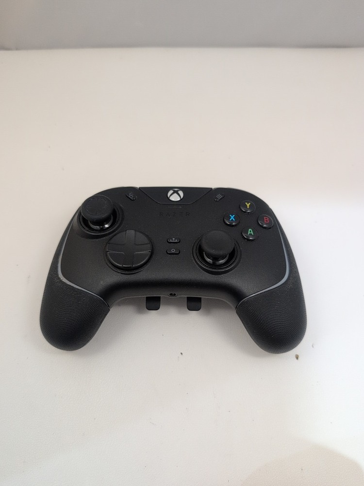 Razer Wolverine V2 Chroma Controller - Black Tested And Working No Cable