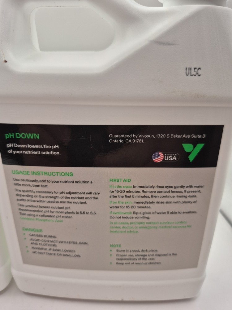 VIVOSUN pH Up & pH Down Kit, 1 Quart Each, pH Control Kit for Balanced pH Level