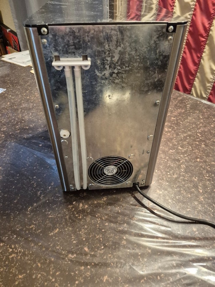 Big Ice Cube Maker Foxko CIC88703