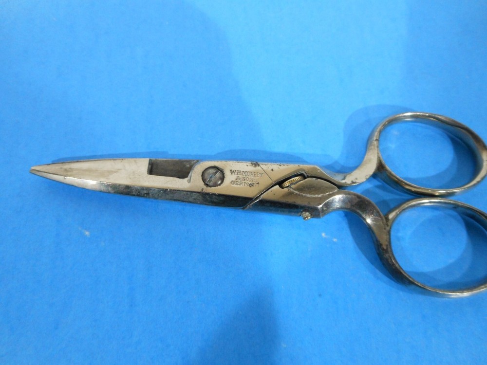 VTG W.H. MORLEY & SONS BUTTONHOLE SCISSORS GERMANY