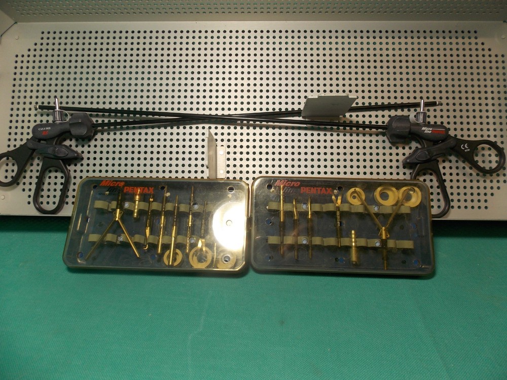 Pentax Microline Laparoscopic Graspers Dissectors w/Graspers Dissectors (4055)