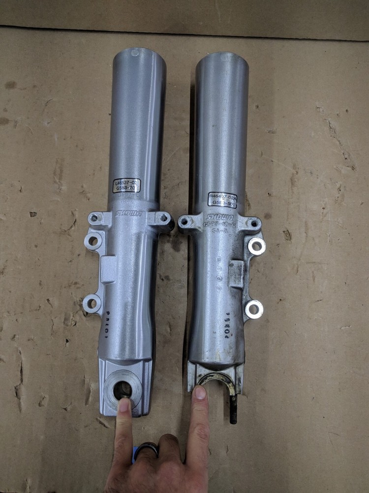 2000-2013 Harley-Davidson Touring Lower Fork Sliders Legs (Read)
