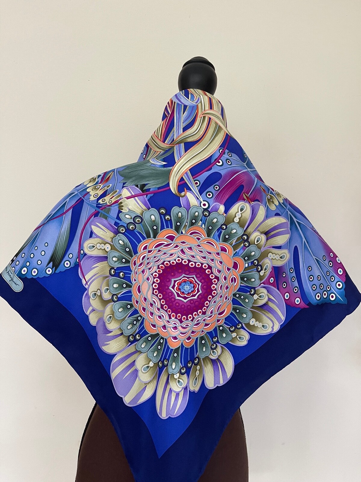 Salvatore Ferragamo Scarf Accessories Flower Garden Blue Floral Silk Wrap