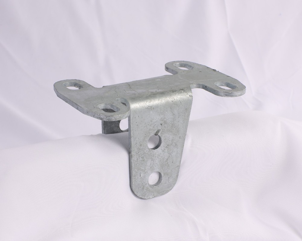EZ Loader Spring Hanger Bracket 250-015522-10