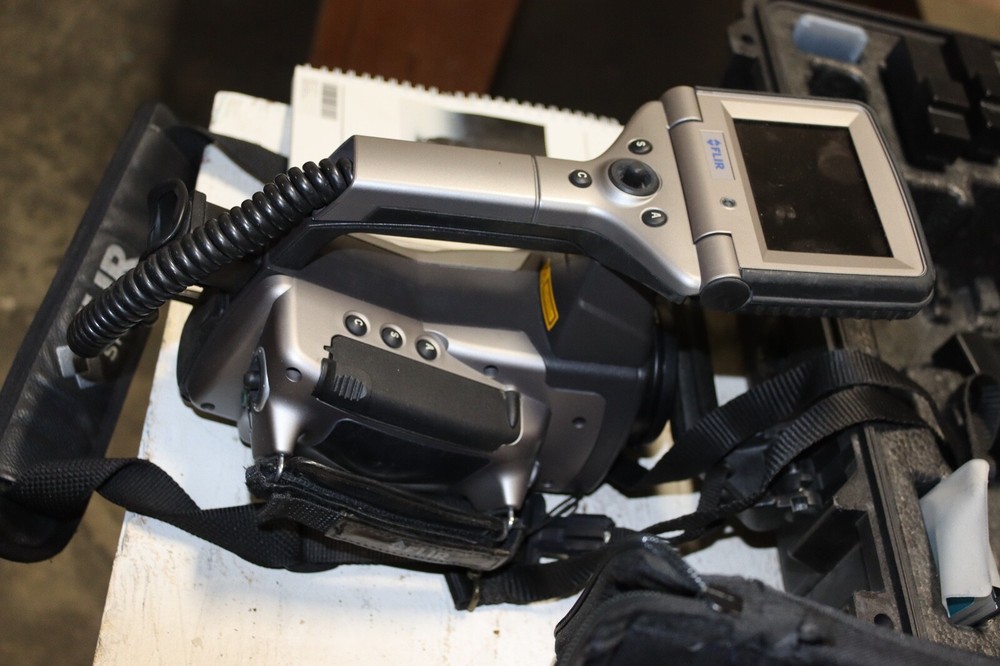 FLIR THERMACAM P60 THERMAL CAMERA