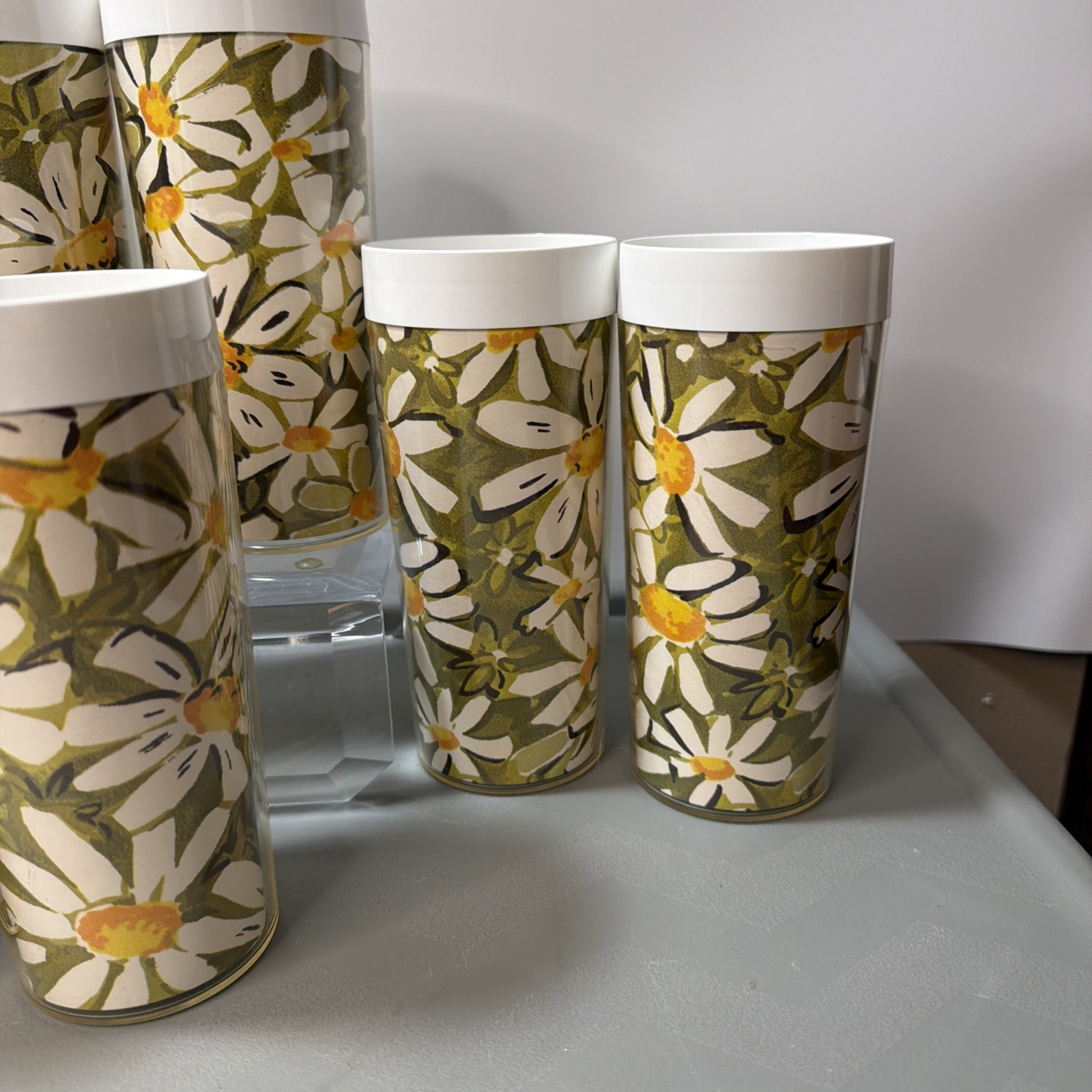 VTG Thermo-Serv West Bend Daisy Tumblers Set of 9 Insulated Plastic 1970s USA
