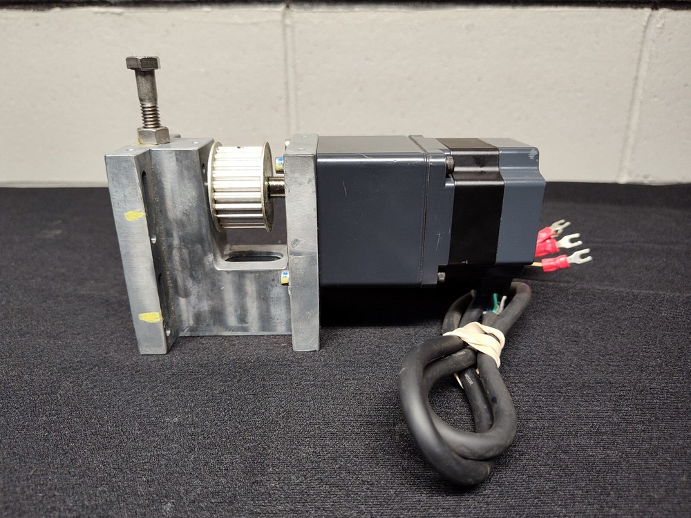 Vexta PK564AW-A94 5-Phase Stepping Motor