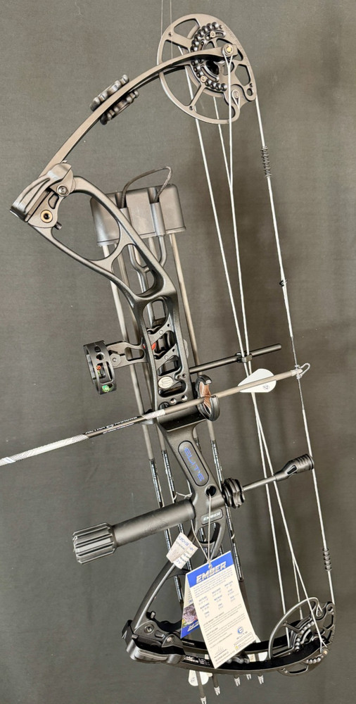 Elite Ember Compound Bow Black Right Hand 50LBS Full Setup New