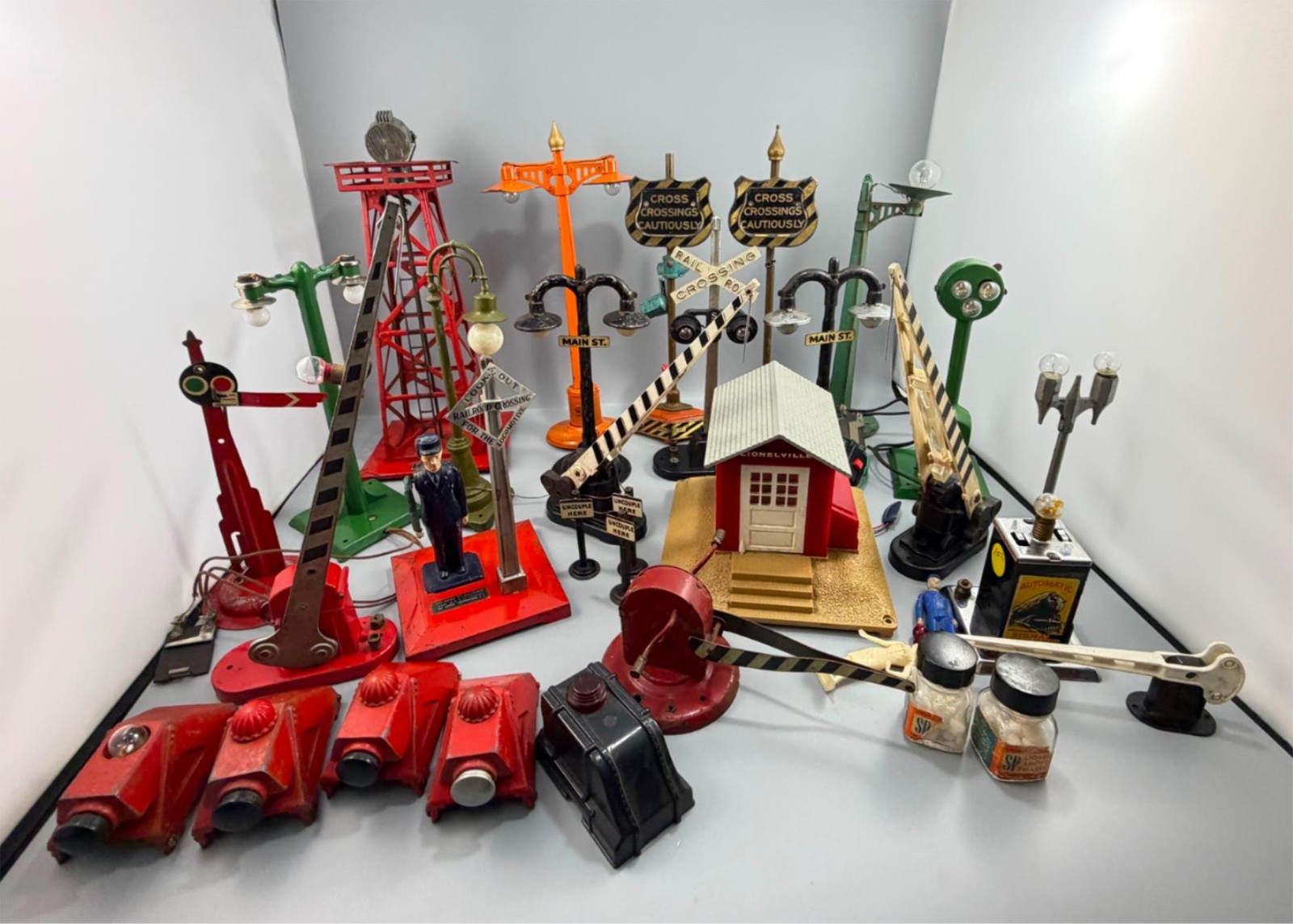 Assorted Lot of 33 O Gauge Lamp Posts Railroad Crossing Gate Bumper Etc.. AS IS