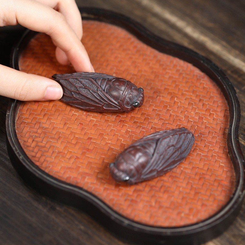 6cm Yixing Purple Clay Handcarved Cicada Statue Tea Pet Auspicious Ornament