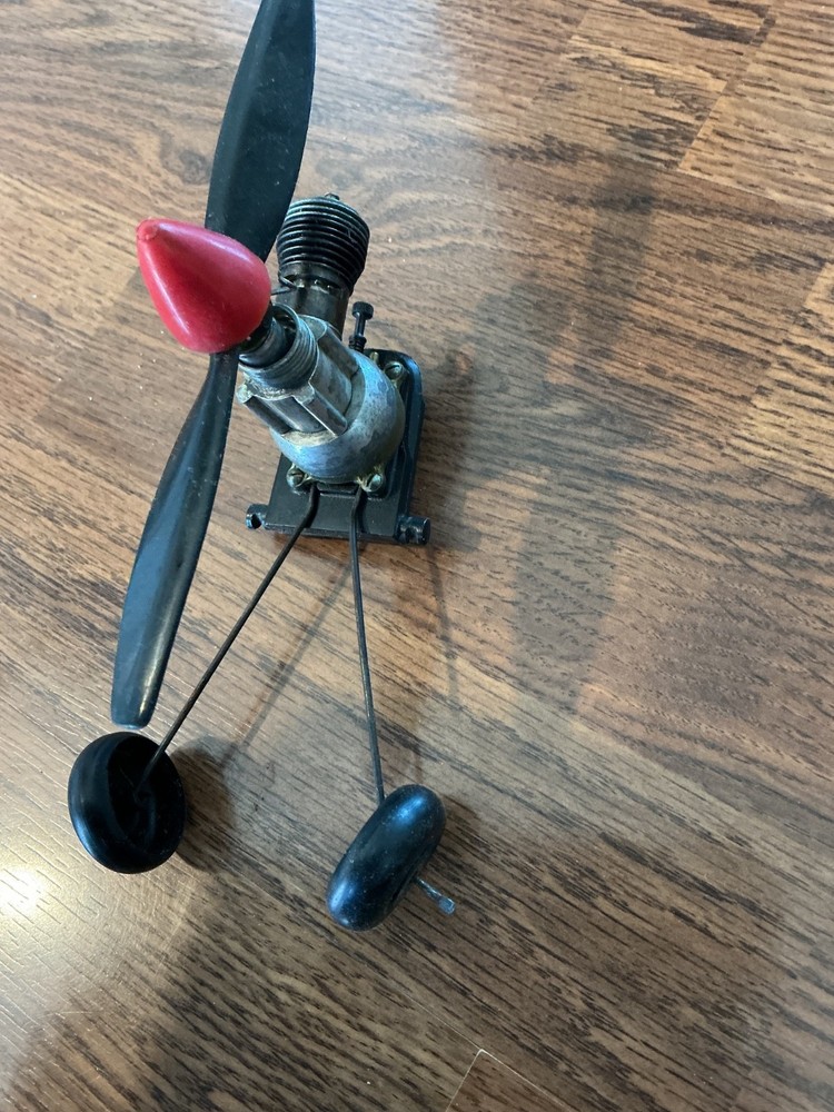 Rare Vintage Cox Model Engine, used.