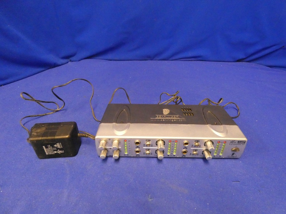 Behringer AMP800 Miniamp/Headphone Amp w/Power Supply (works but please read ad)