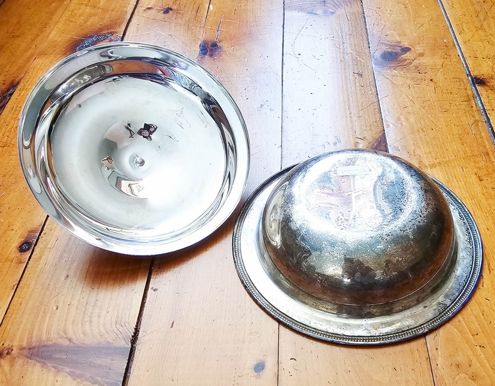 Wm Rogers 4262 Silverplate Serving Dish w Lid + 1-1/2 qt Pyrex Glass Bowl Vintag