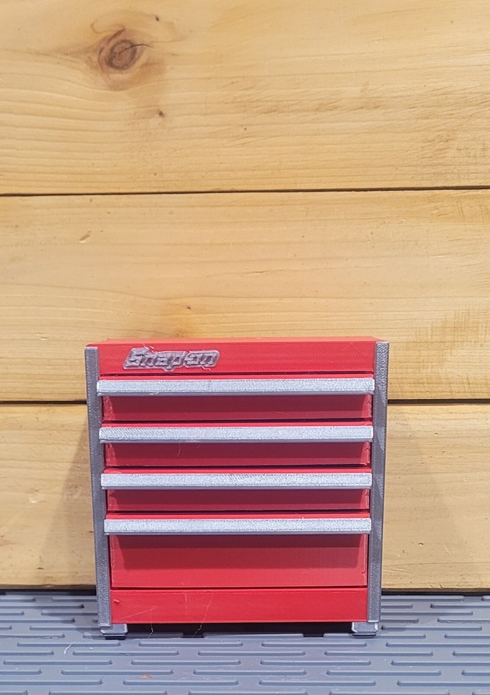 Novelty Mini Toolbox "Snap On"
