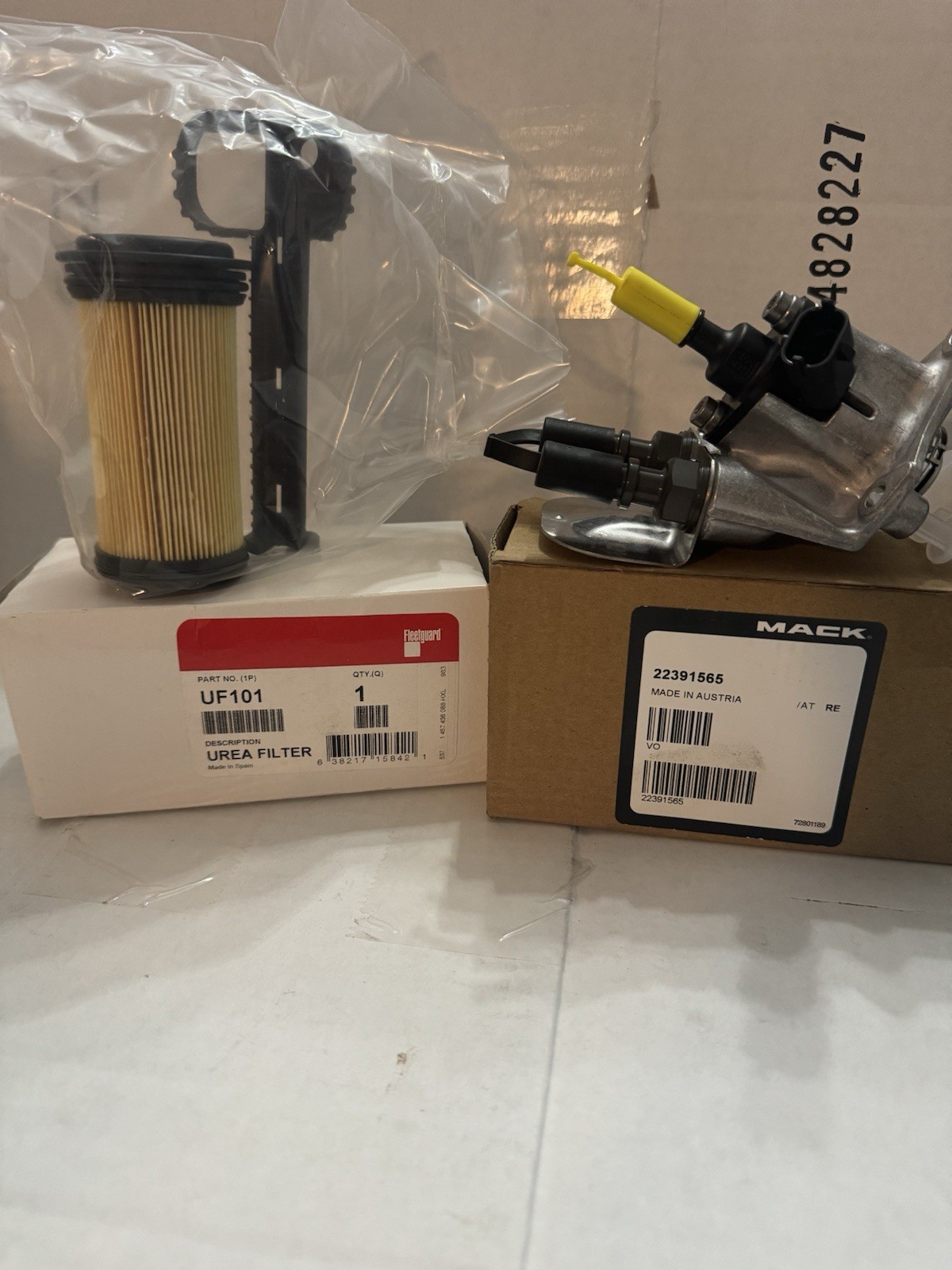 22391565 Mack OEM DEF Doser Kit  With UF101 Def Filter Included