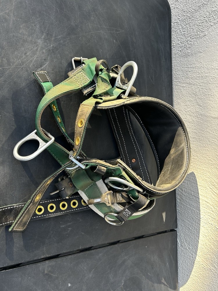 Bucking Ham 1373 Climbing Belt Butt Strap Floating D Ring Medium