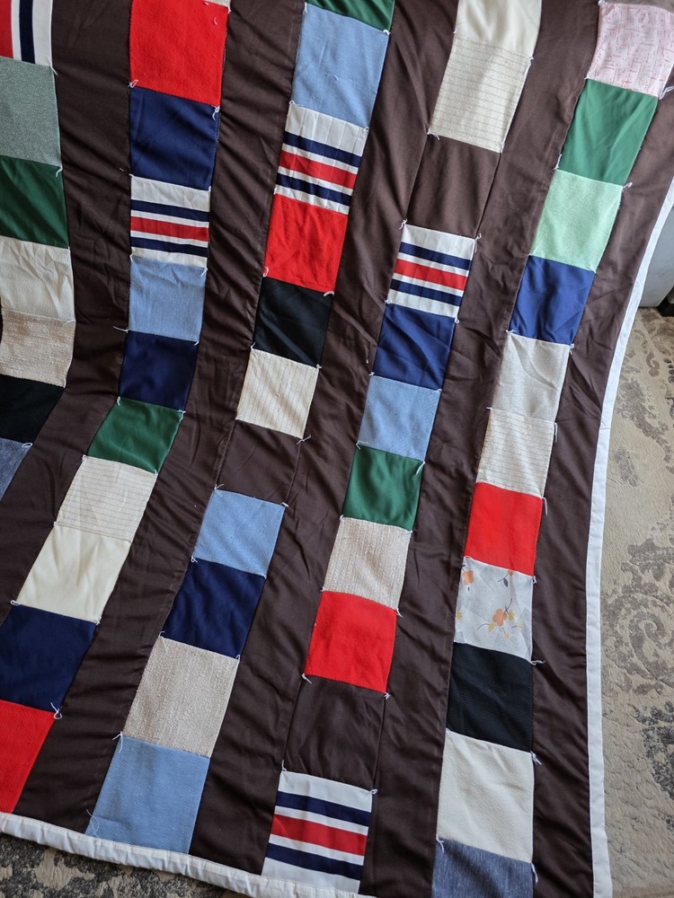 Vintage Handmade Quilt 70"×82"