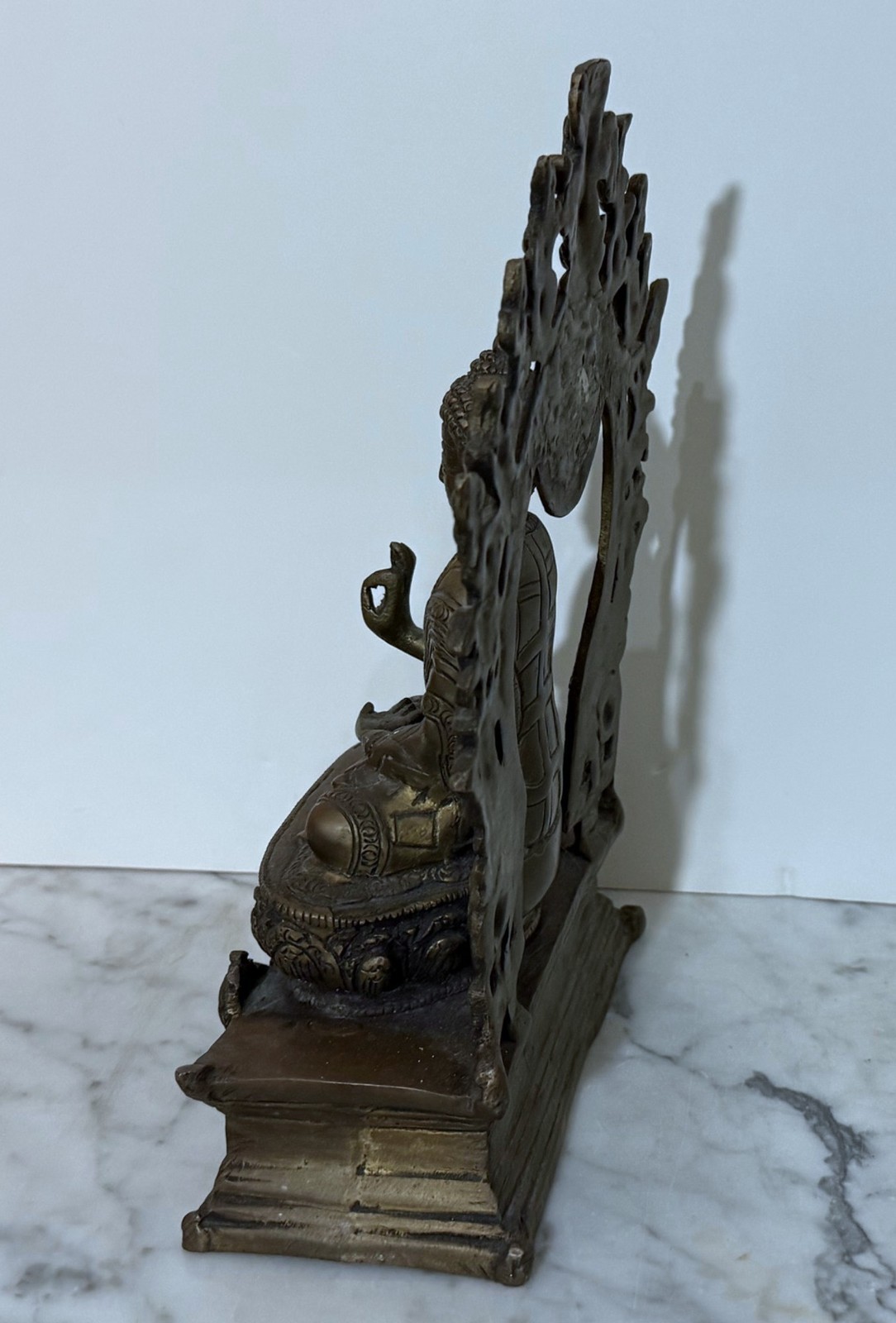 BEAUTIFUL VINTAGE TIBET BRONZE STATUE OF A SEATED SHAKYAMUNI BUDDHA FIGURE
