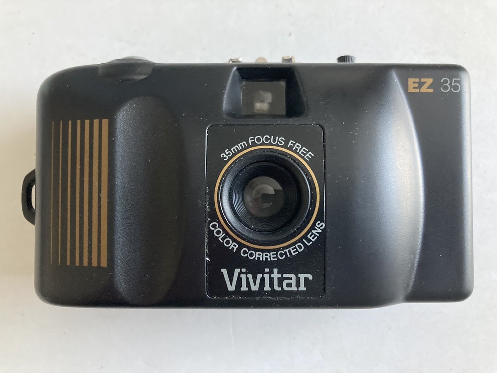 Vivitar EZ 35 35mm Focus Free Camera UNTESTED