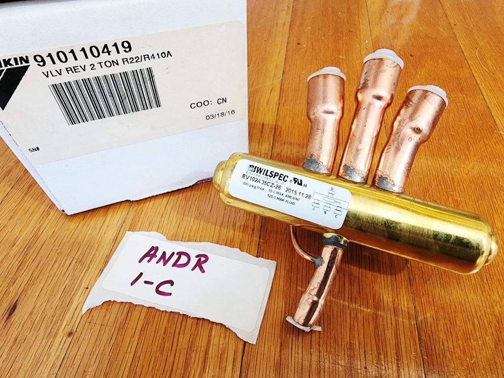 Daikin 910110419 Reversing Valve