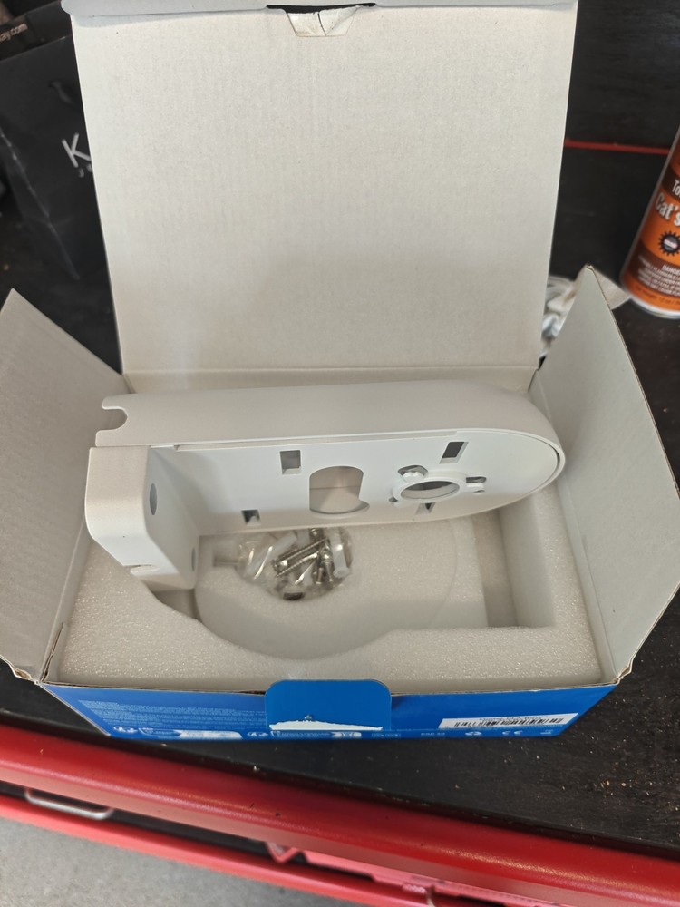 Reolink RLA-BKW4 Mounting Bracket for Security Camera