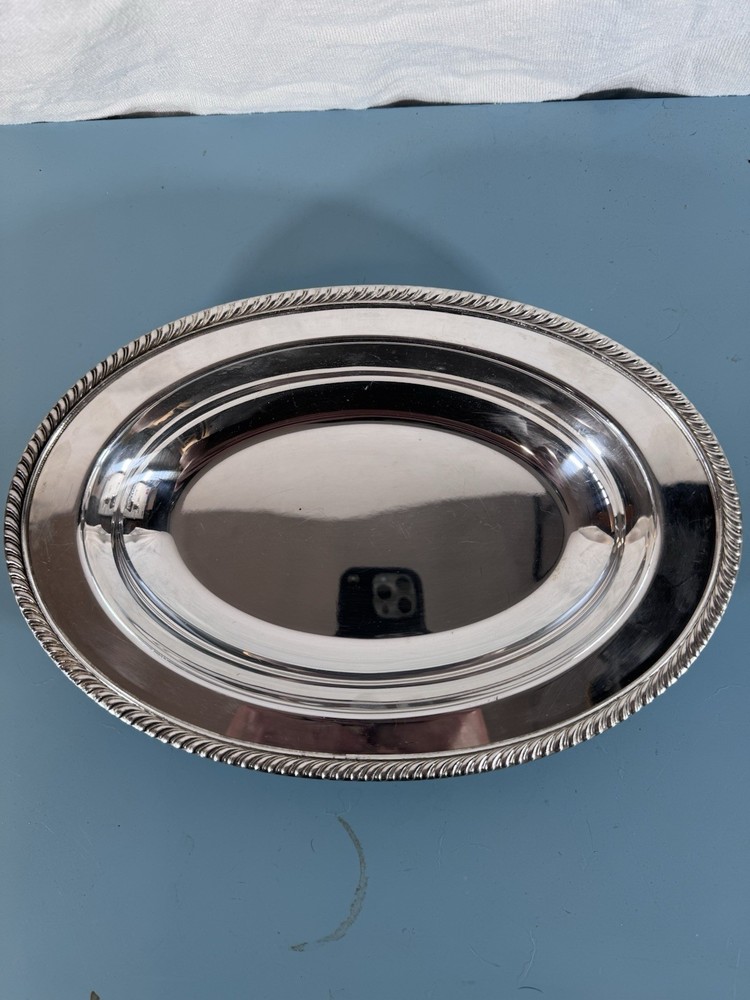 Vintage Oneida Fiesta Oval Serving Tray Silverplate Bread Platter Rope Edge