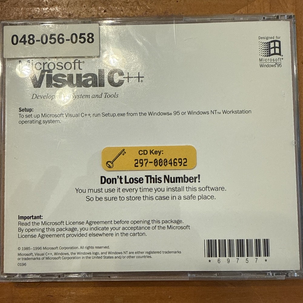 Microsoft Visual C++ Version 4.0 PC CD-ROM for Windows 95/NT 1995 Full Retail V.