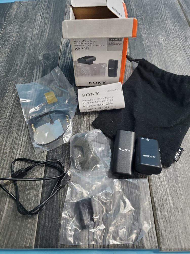 Sony ECM-W2BT Digital Bluetooth Wireless Microphone Vlogger PRO