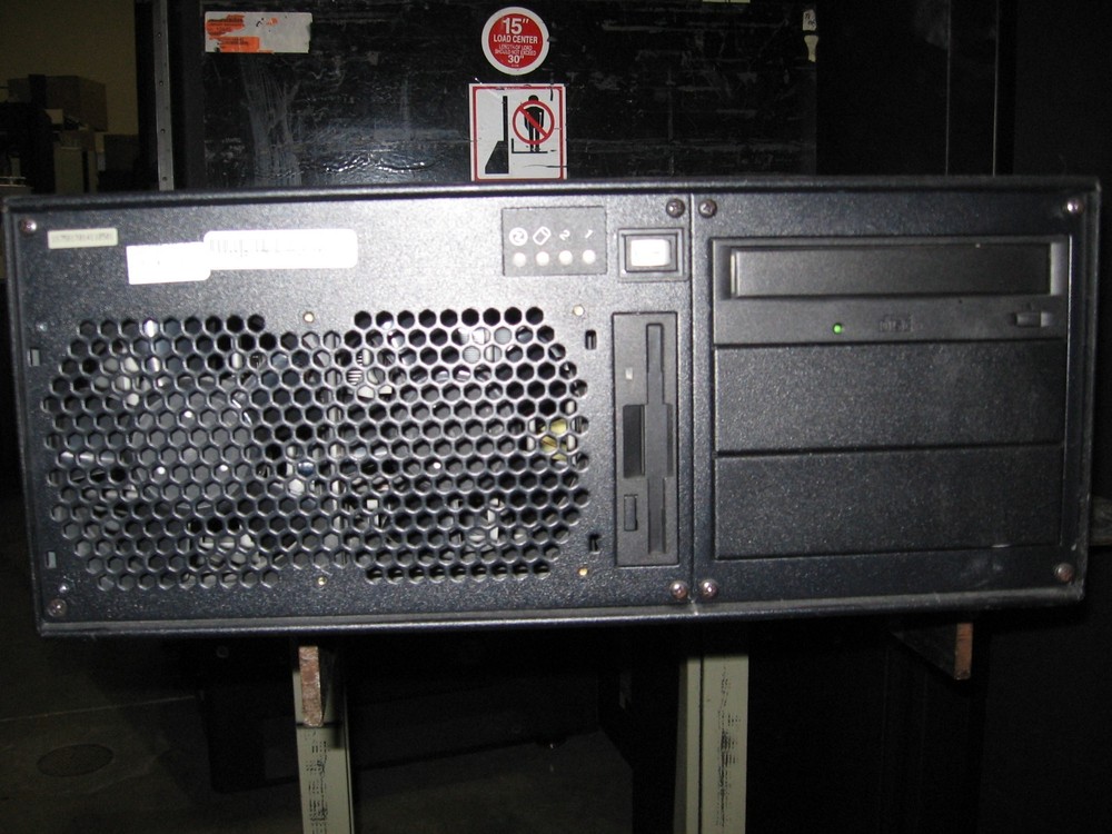 IBM 7581-T01 3494 Library manager