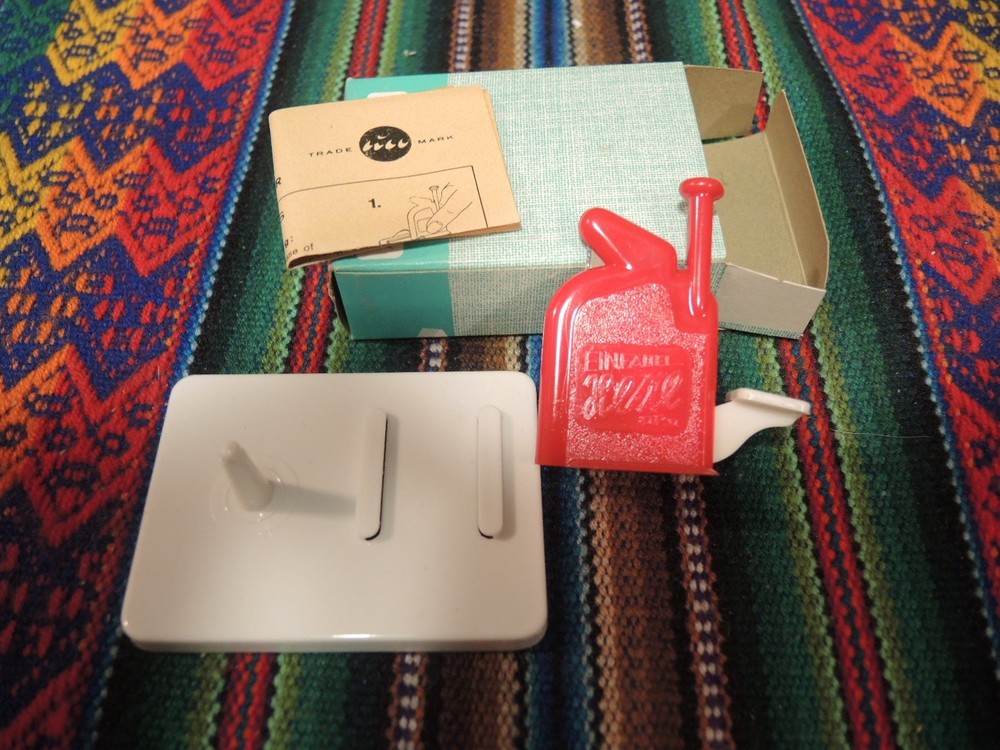 Vtg Hexe Automatic Needle Threader West Germany Original Box,