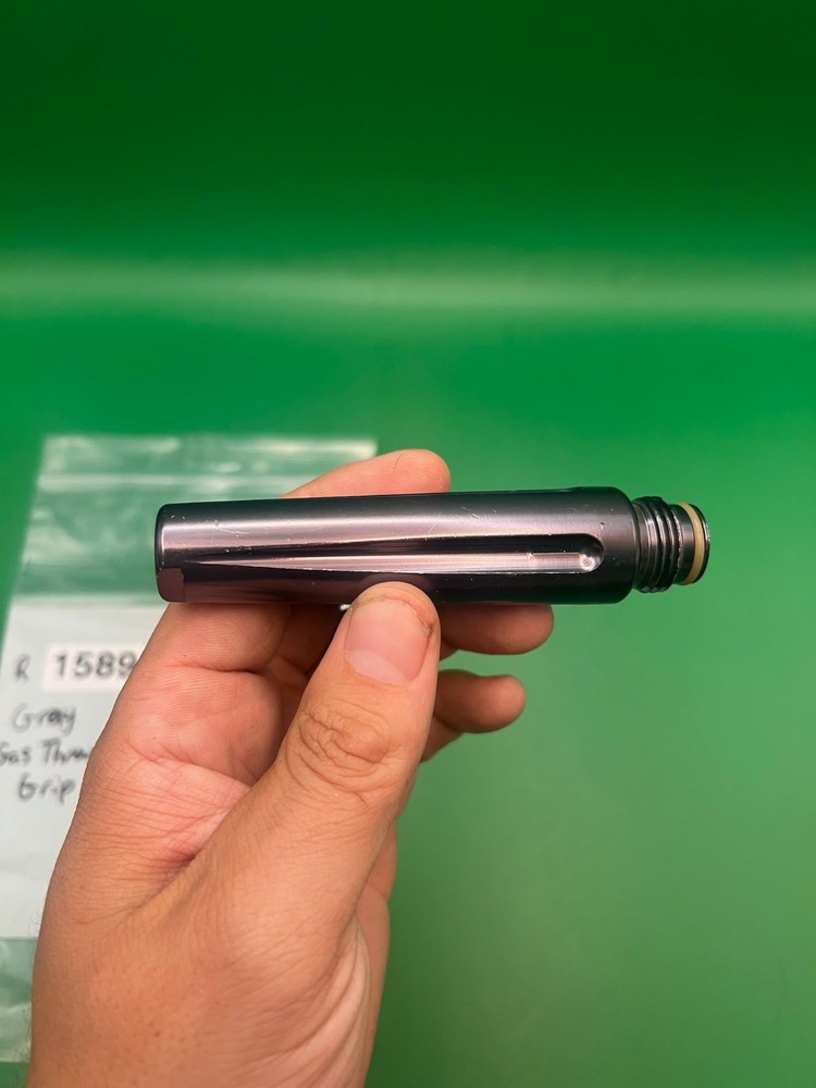 Grey Gas Through Grip