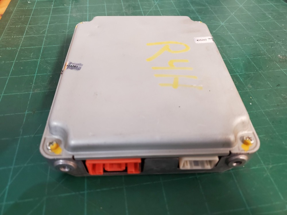 2005-2009 TOYOTA PRIUS VOLTAGE SENSOR MODULE  89890-47090