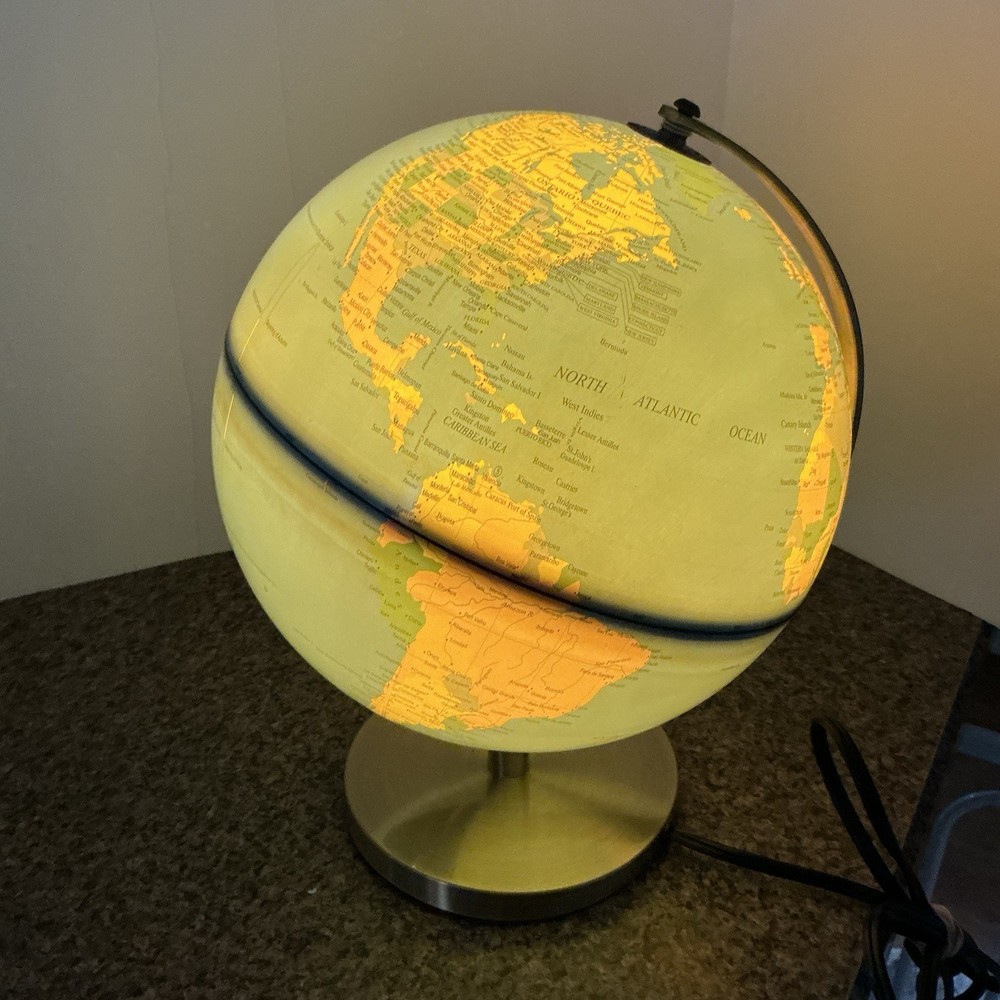 Vintage 10” Illuminated Globe with On/Off Switch