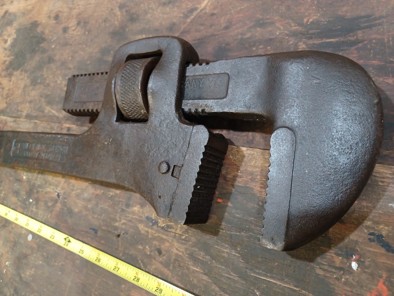 WALWORTH Walco (36") pipe wrench made-in-USA vintage it works good!