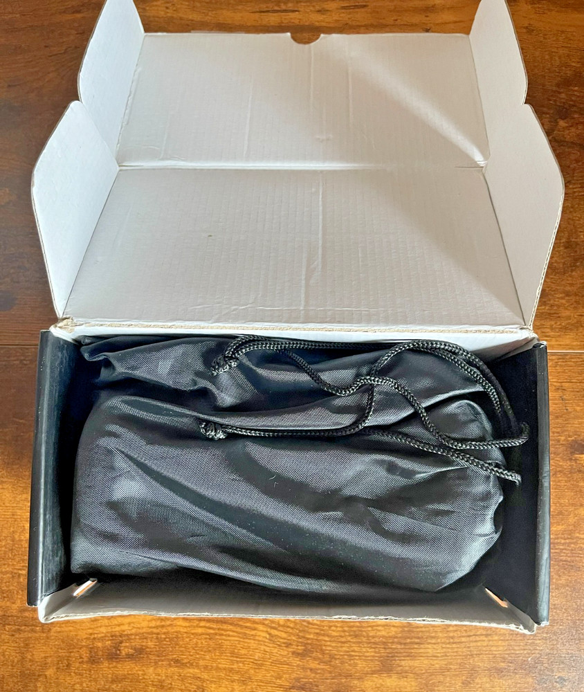 LYSTAR VR Virtual Reality Headset Smartphone 3D Glasses w/ Box & Case
