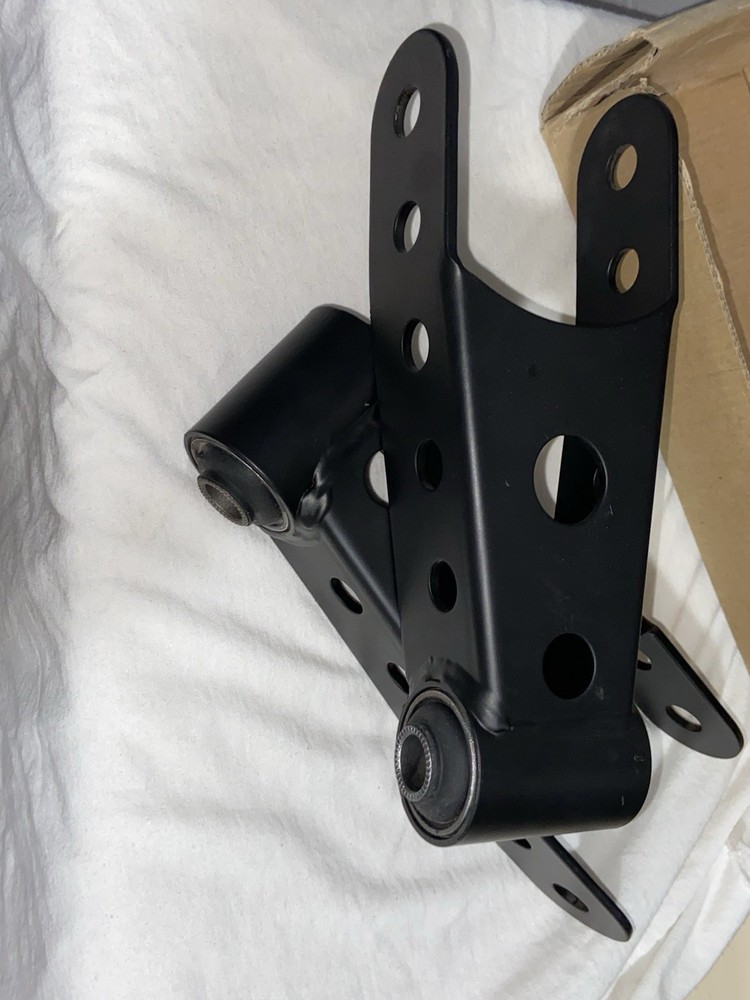 Bellteach Leaf Rear Shackles