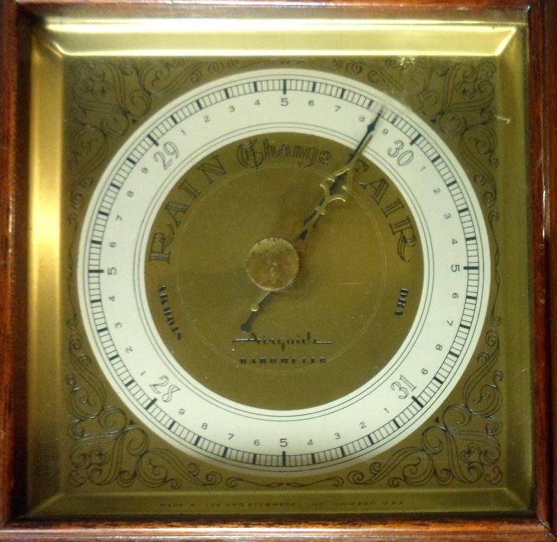 Vintage Airguide Early American Bracket Style Barometer