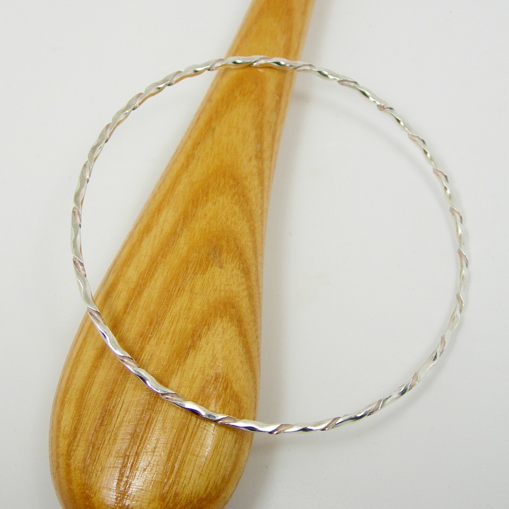 Twisted Single Wire Solid Bangle Genuine 925 Sterling Silver - B400