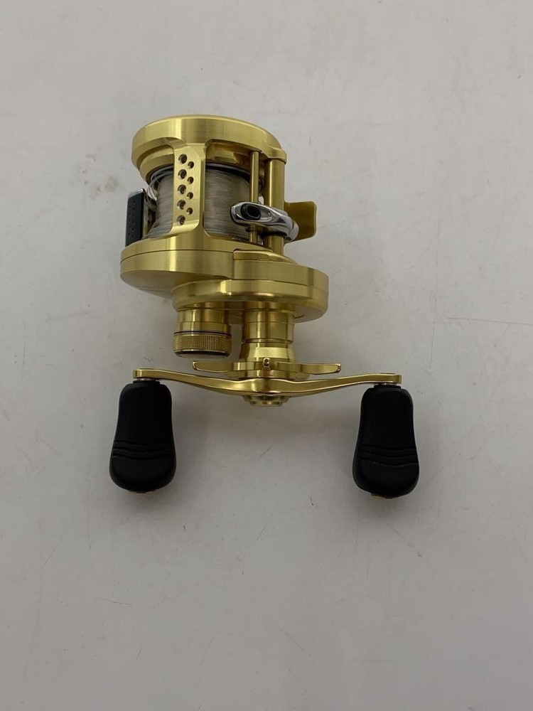 SHIMANO reel bait Used